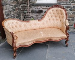 Chaise for repair